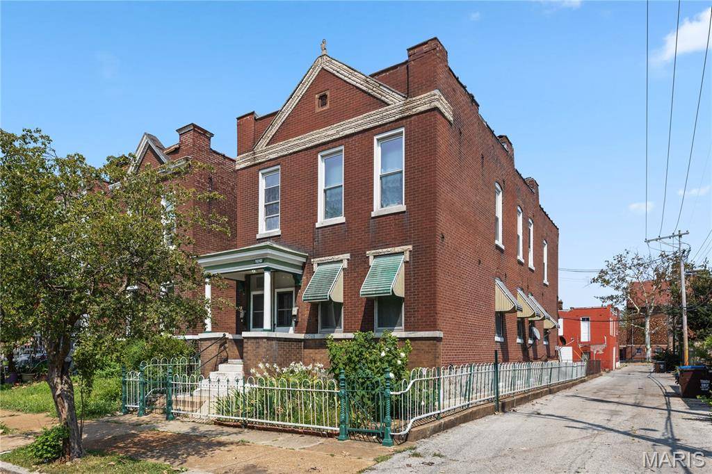 4140 Oregon AVE, St Louis, MO 63118