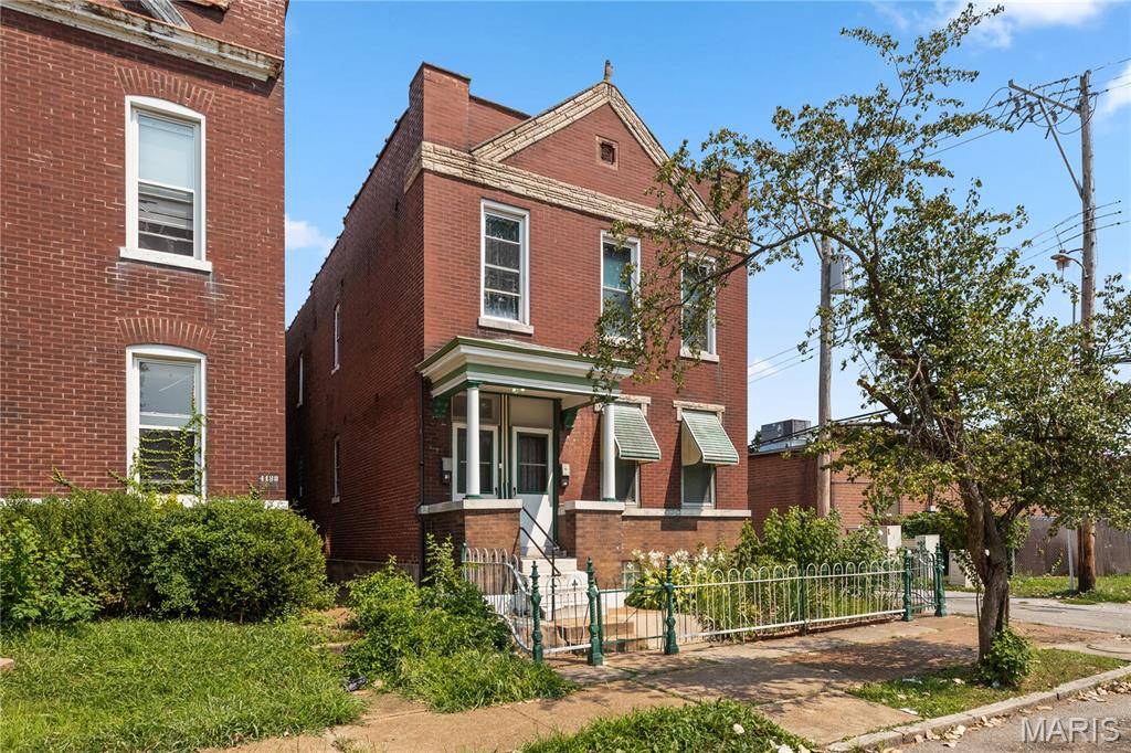 4140 Oregon AVE, St Louis, MO 63118