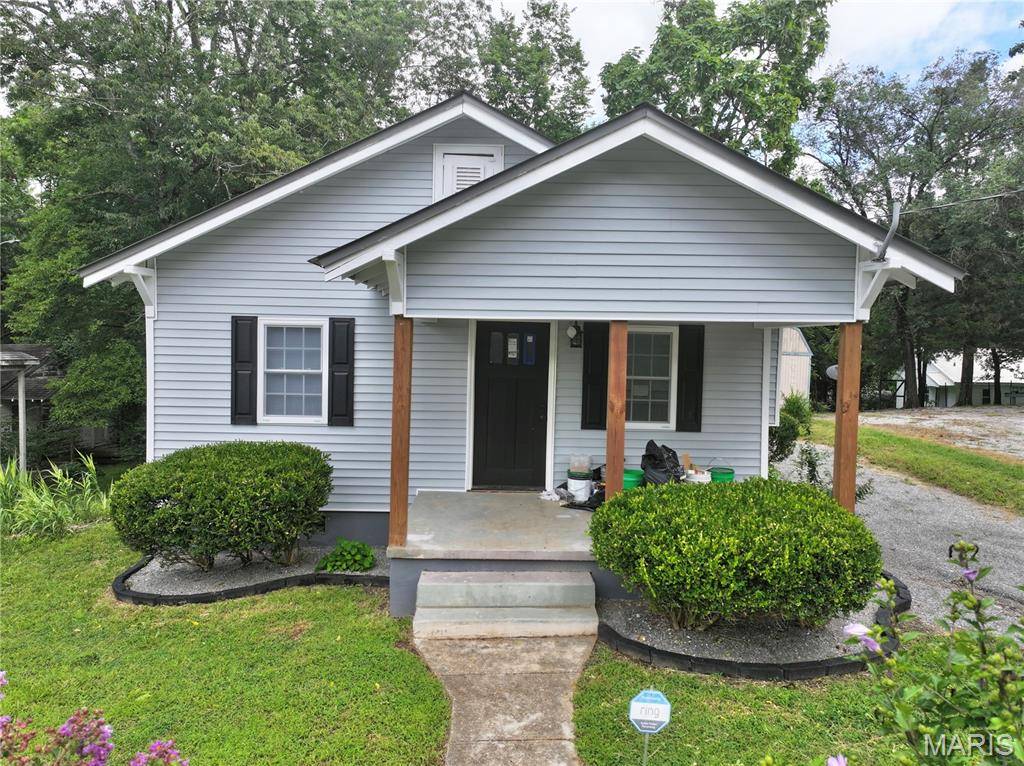 1409 Spring ST, Poplar Bluff, MO 63901