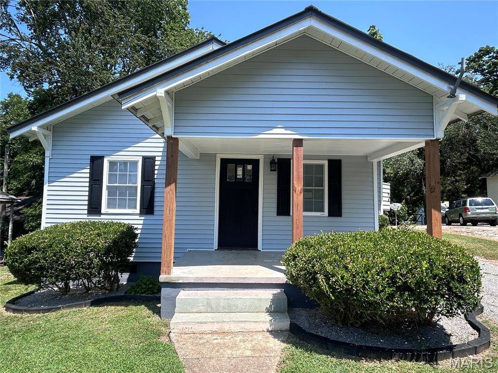 1409 Spring ST, Poplar Bluff, MO 63901