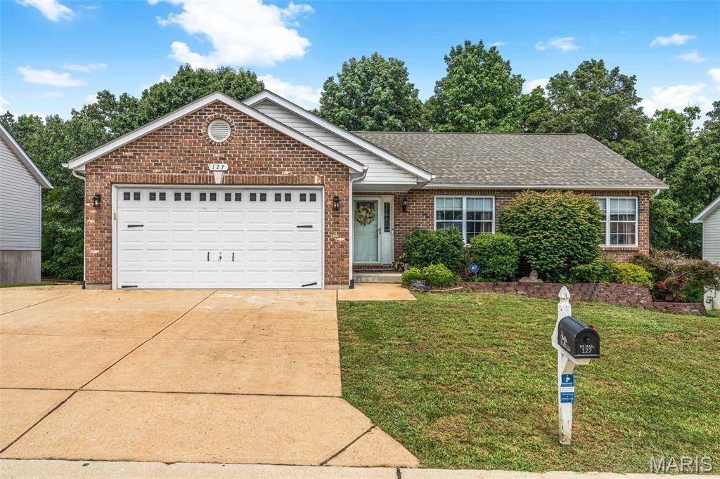 127 Ezekiel CT, Hillsboro, MO 63050