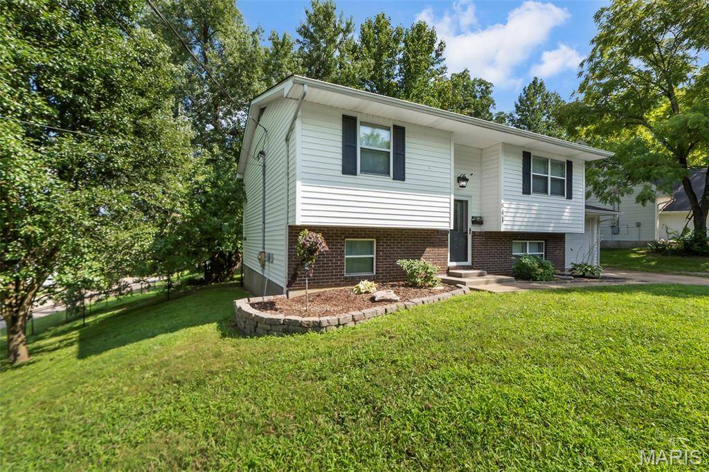 841 Greensferry RD, Jackson, MO 63755