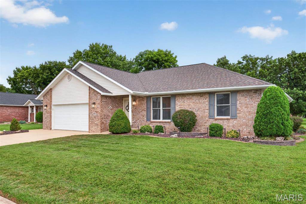 115 N Porte DR, Highland, IL 62249