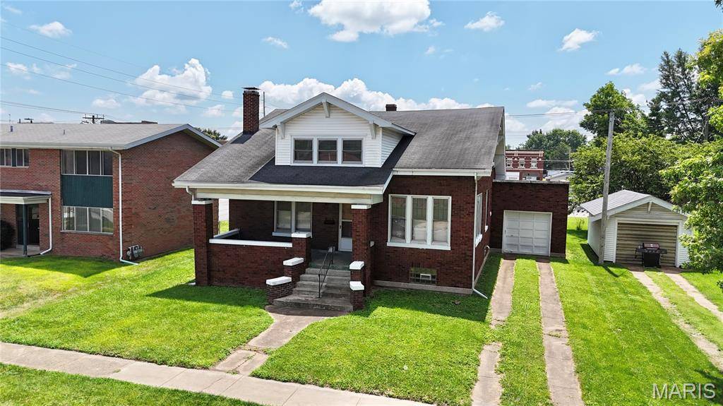 308 W Clay ST, Collinsville, IL 62234