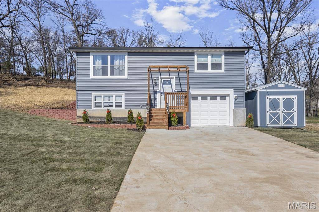 902 Forest AVE, Valley Park, MO 63088