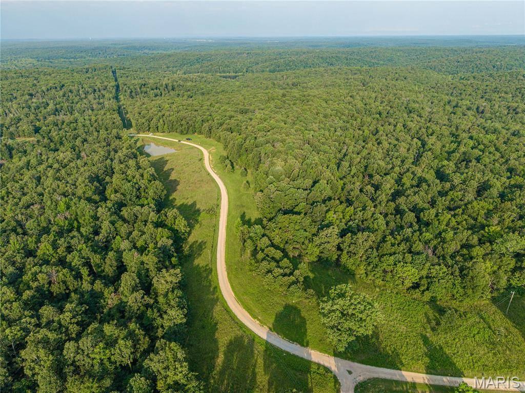 001 BB Highway, Fairdealing, MO 63945