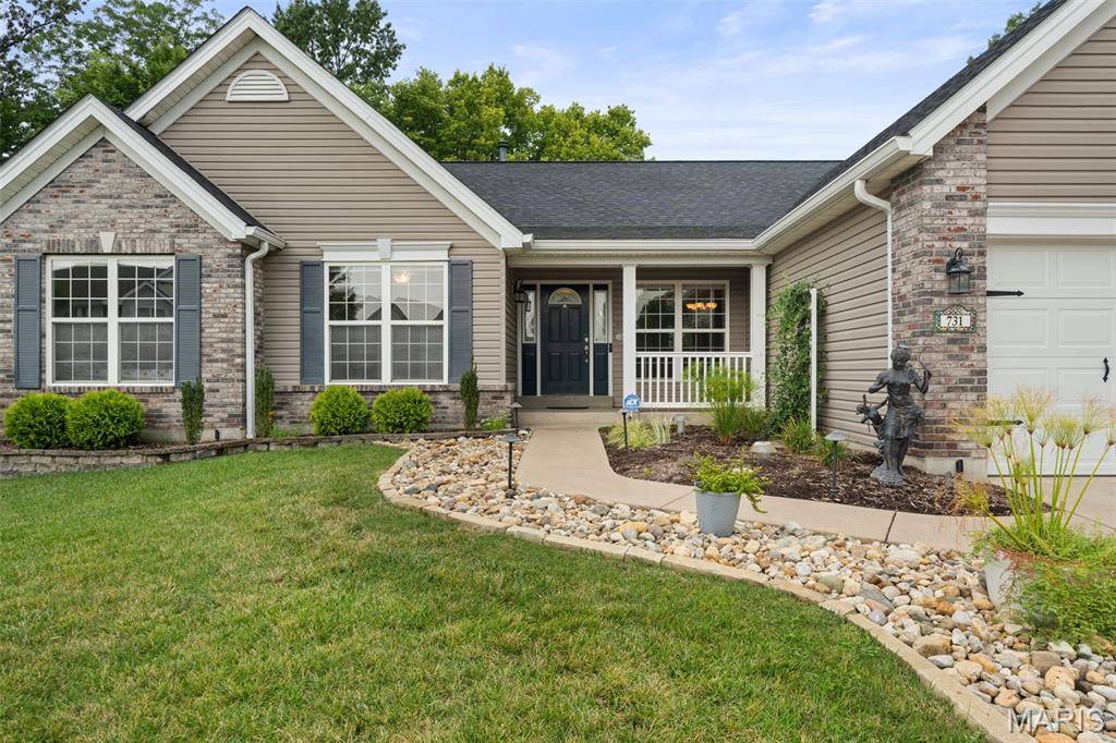731 Autumnwood Forest DR, Lake St Louis, MO 63367