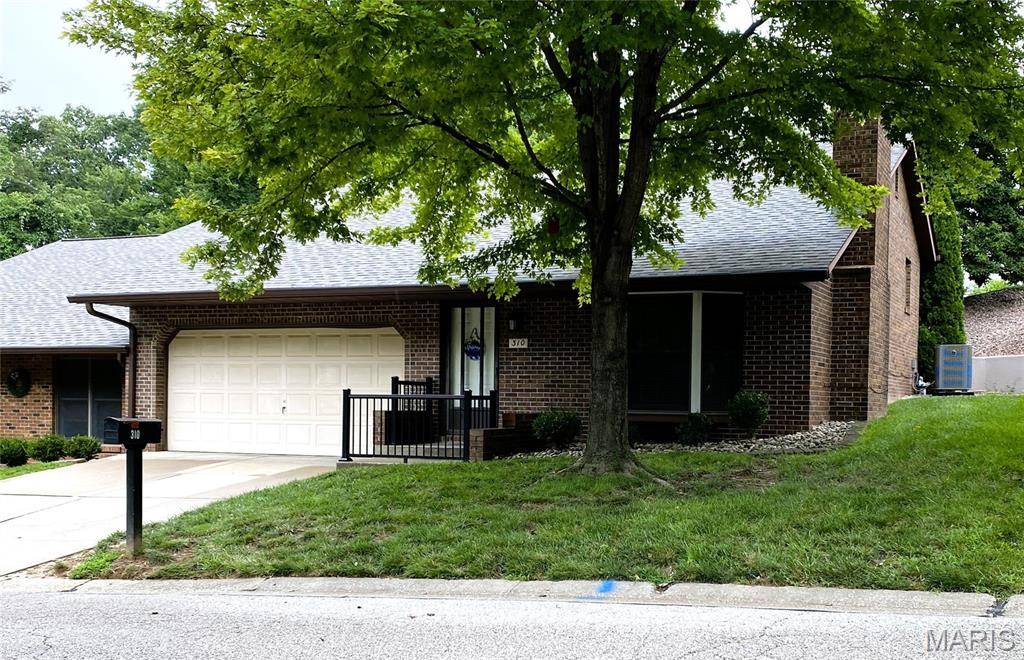 310 Northcrest DR, Collinsville, IL 62234