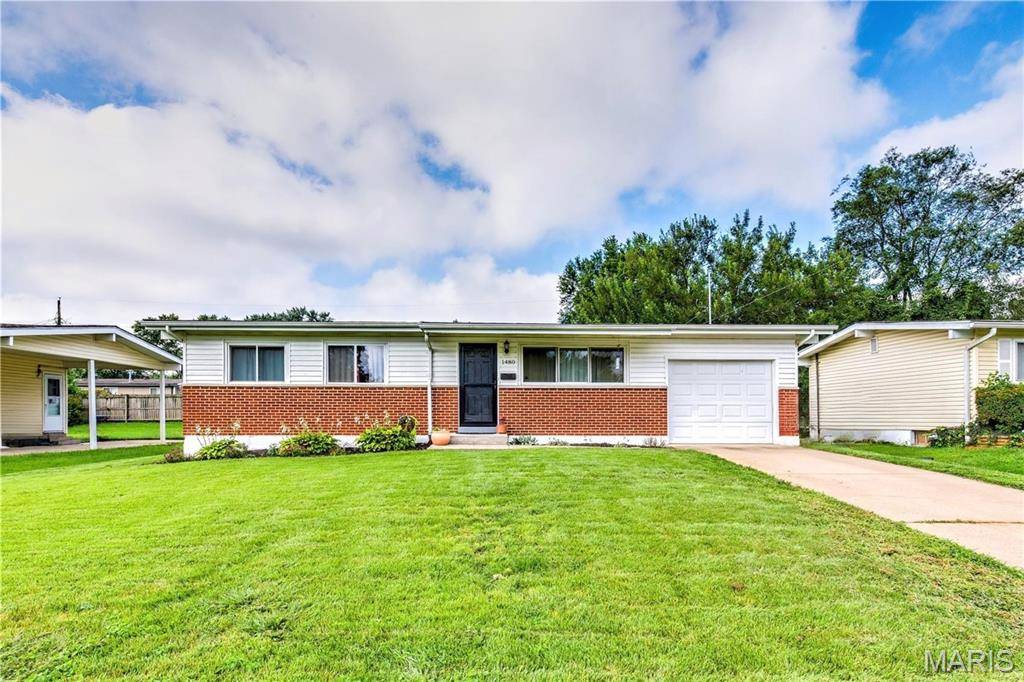 1480 Boulder DR, Florissant, MO 63031