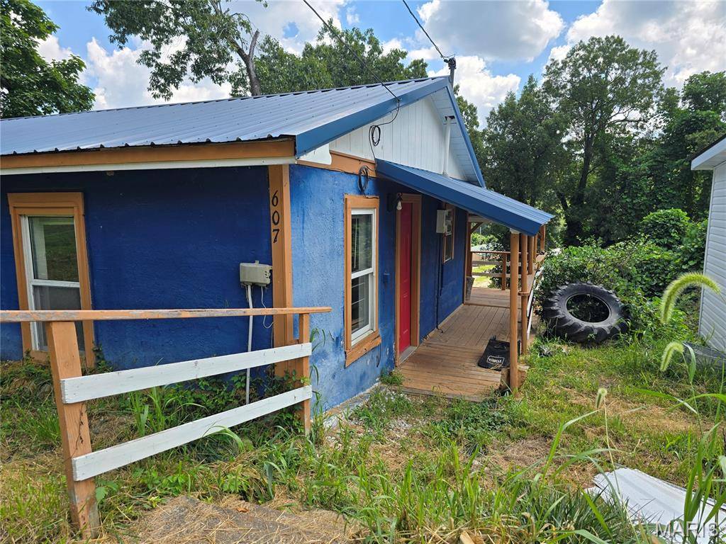 607 Broadway ST, Waynesville, MO 65583