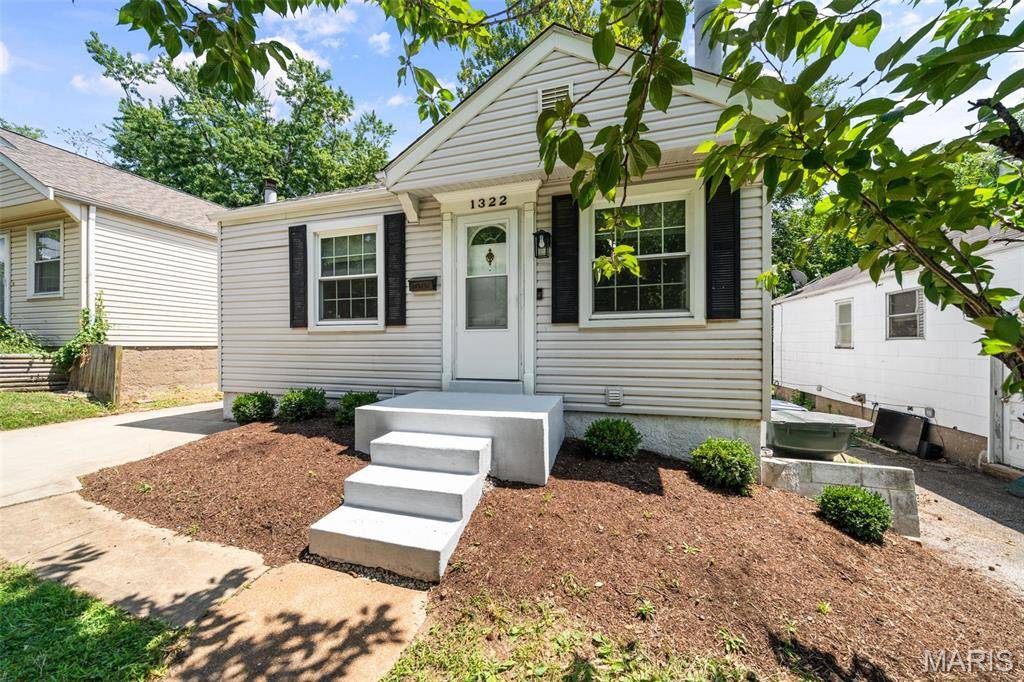1322 Fairmount CT, St Louis, MO 63139