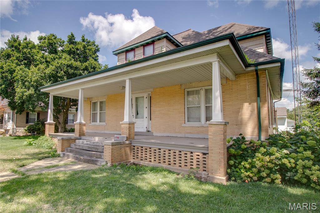 607 Walnut ST, Greenfield, IL 62044