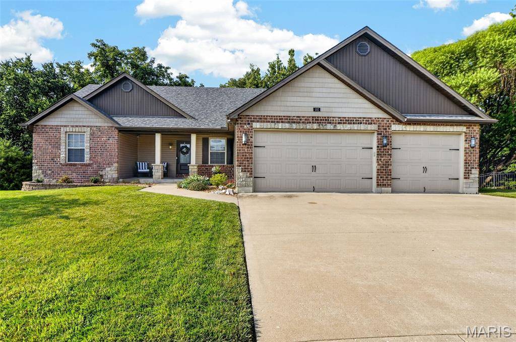 132 Miranda CT, Wentzville, MO 63385