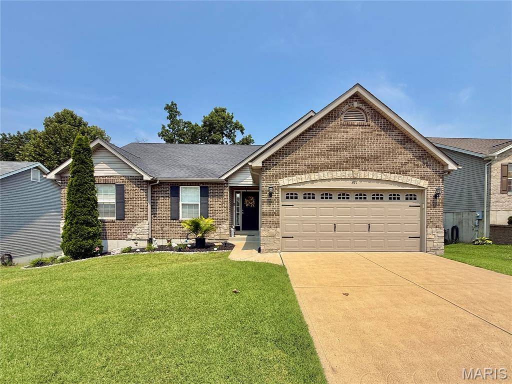 611 Louisbourg DR, Hillsboro, MO 63050