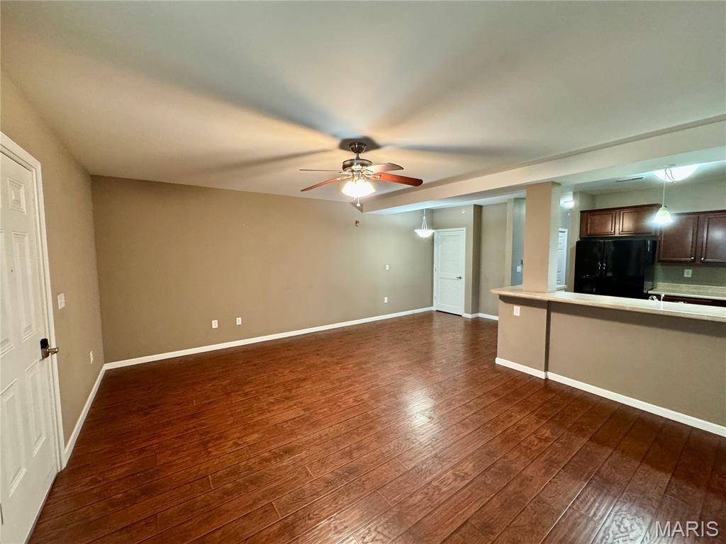 206 Kroeger AVE #2D, Dupo, IL 62239