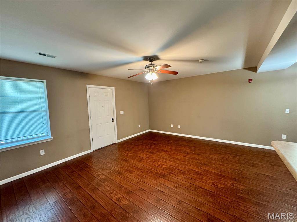 206 Kroeger AVE #2D, Dupo, IL 62239