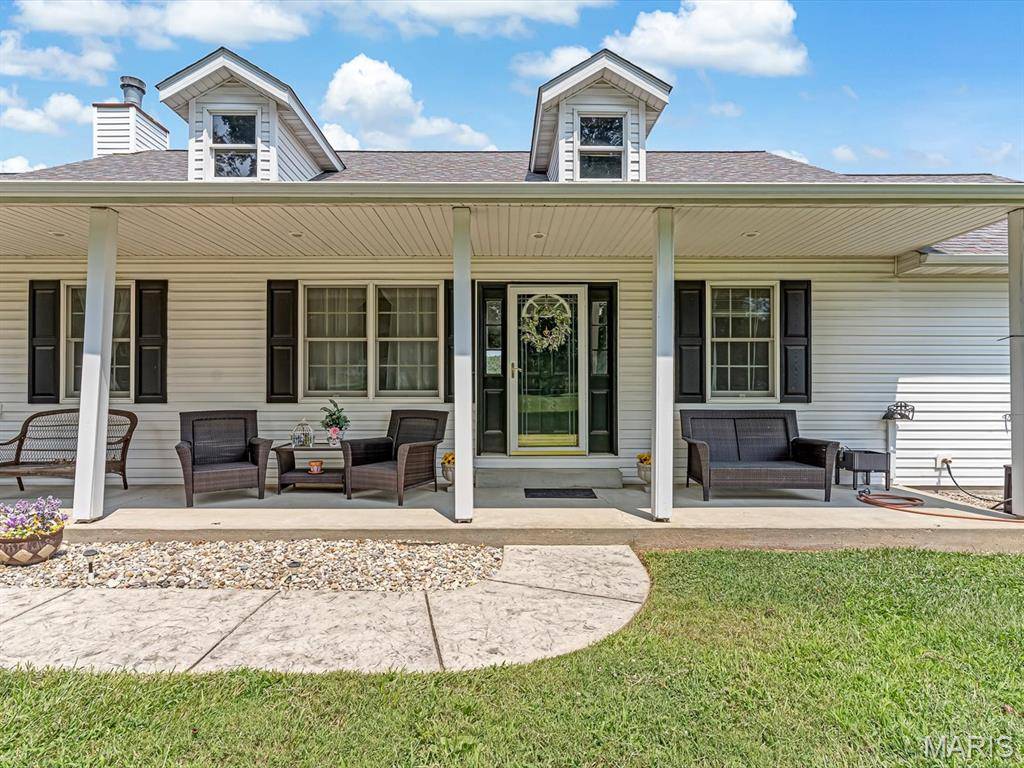 6760 Woodhill RUN, Waterloo, IL 62298