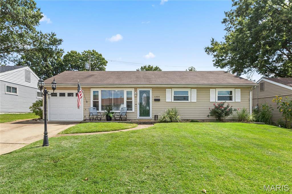 6334 Hurstgreen LN, Affton, MO 63123