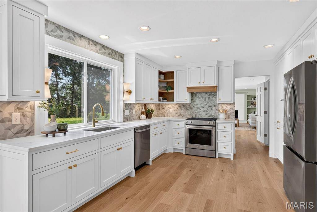 2251 Whitby RD, Chesterfield, MO 63017