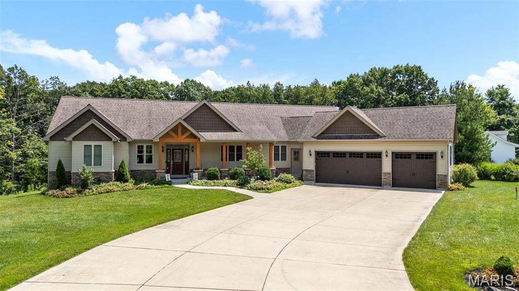 270 Vatterott Farm RD, Pacific, MO 63069