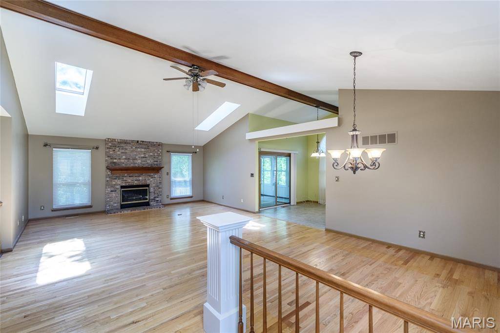 3935 Rhine CT, St Charles, MO 63304
