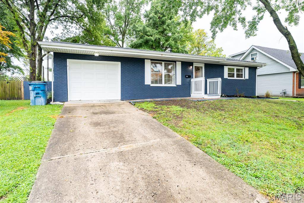 14 Wilson Park DR, Granite City, IL 62040