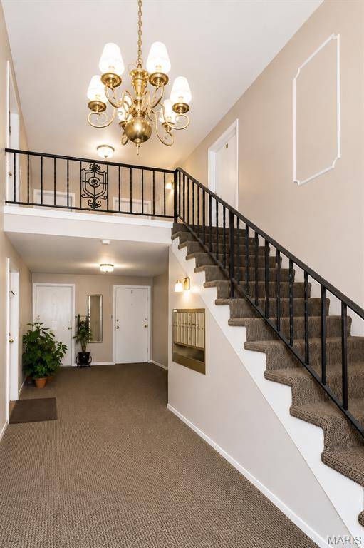 13507 Coliseum DR #C, Chesterfield, MO 63017