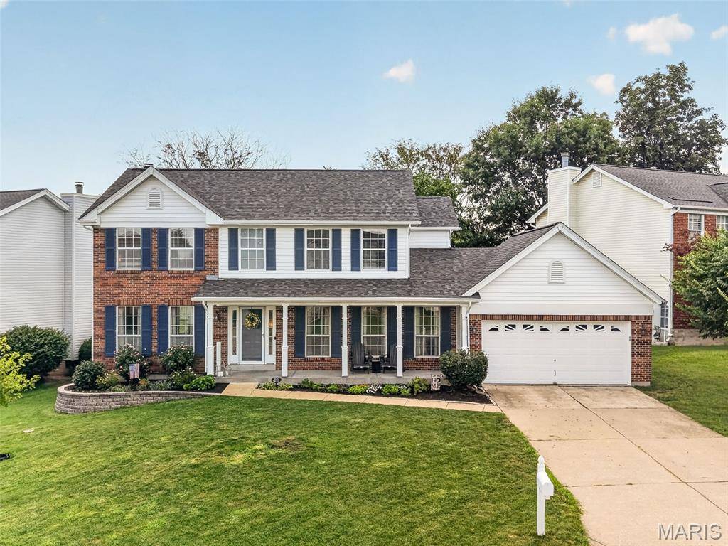 217 Country Hollow CT, St Charles, MO 63304