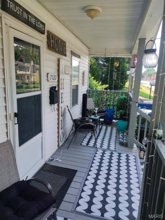 7127 Woodrow AVE, St Louis, MO 63121