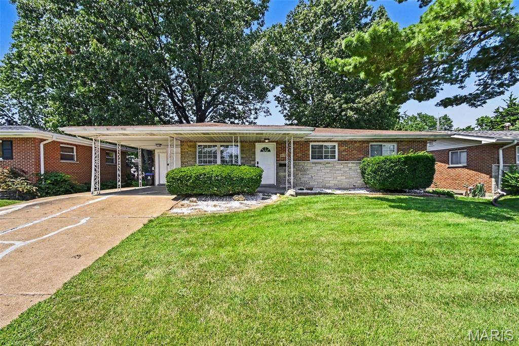 365 Naomi AVE, Florissant, MO 63031