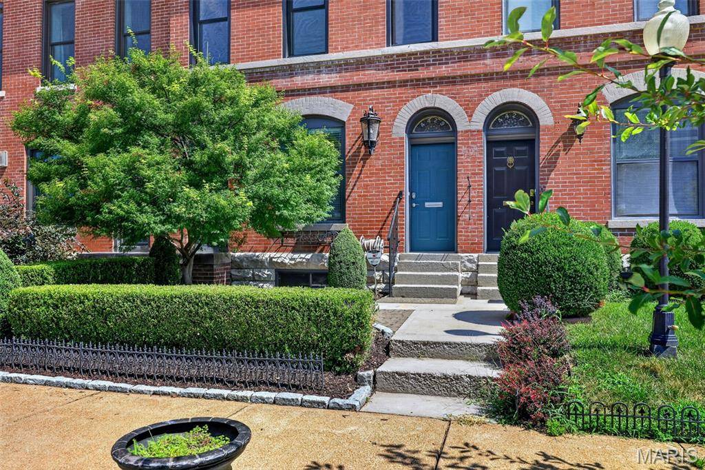 4429 Oakland AVE, St Louis, MO 63110