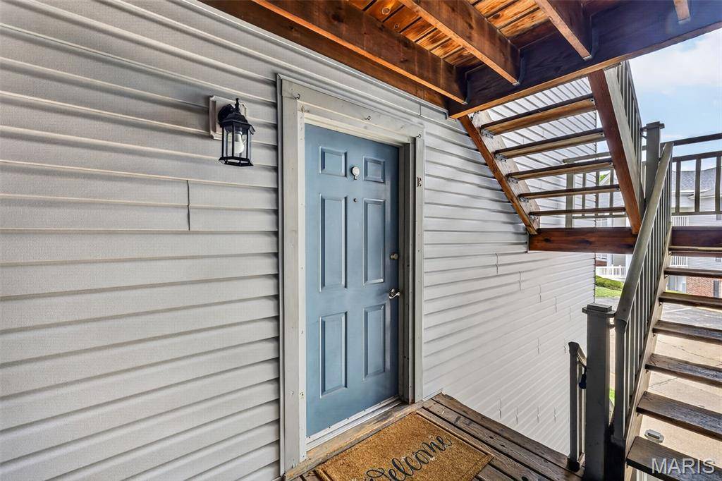 4317 Arrow Tree DR #E, Unincorporated, MO 63128