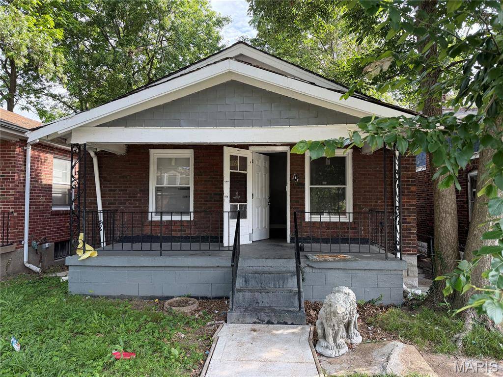 6719 Stratford AVE, Pine Lawn, MO 63121