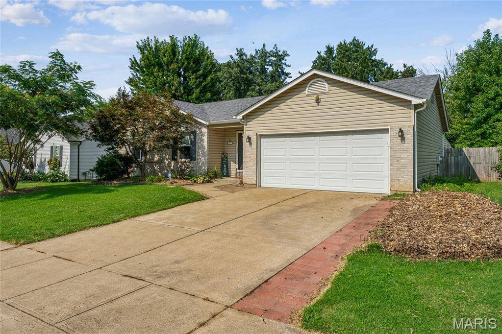 871 Molloy DR, O'fallon, MO 63366