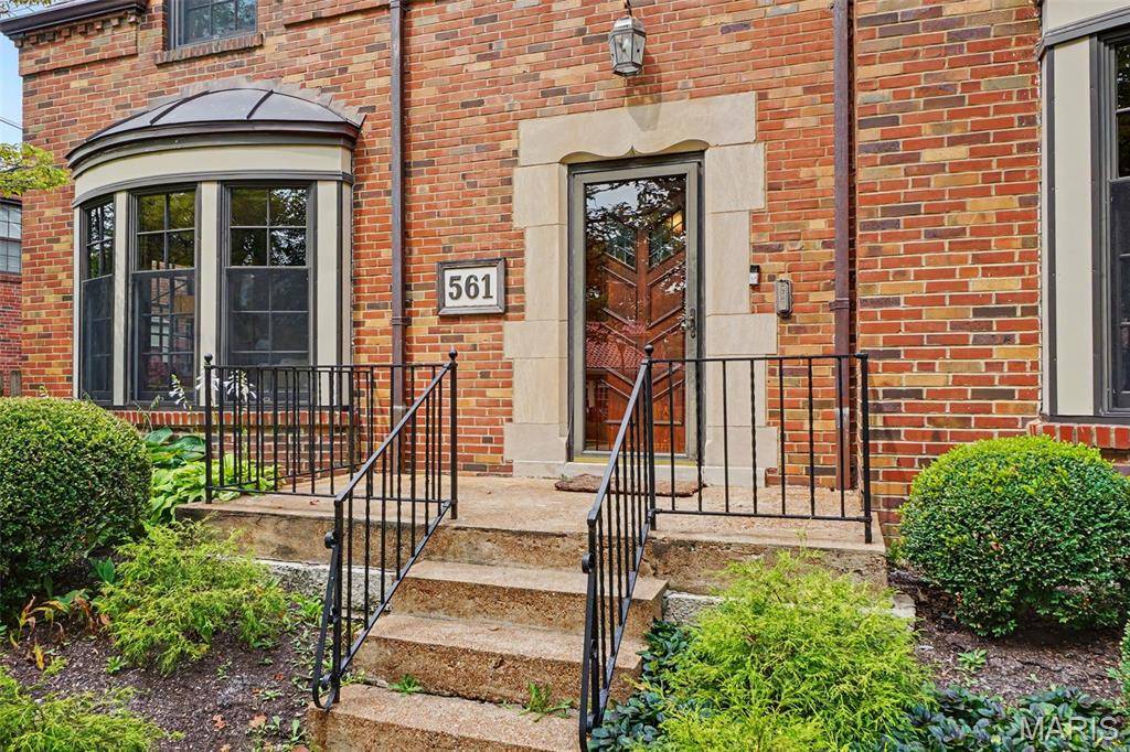 561 Bedford AVE, University City, MO 63130
