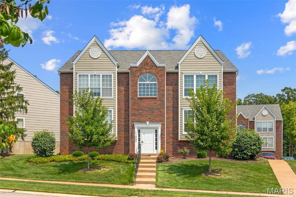 1323 Holgate DR #B, Ballwin, MO 63021