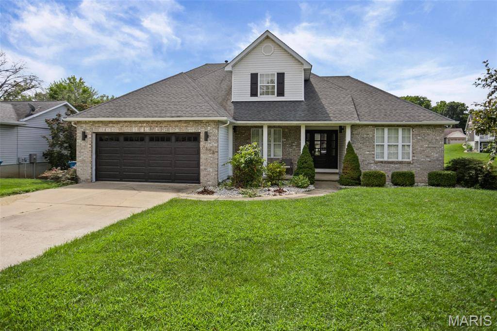 1398 Britany CT, Edwardsville, IL 62025