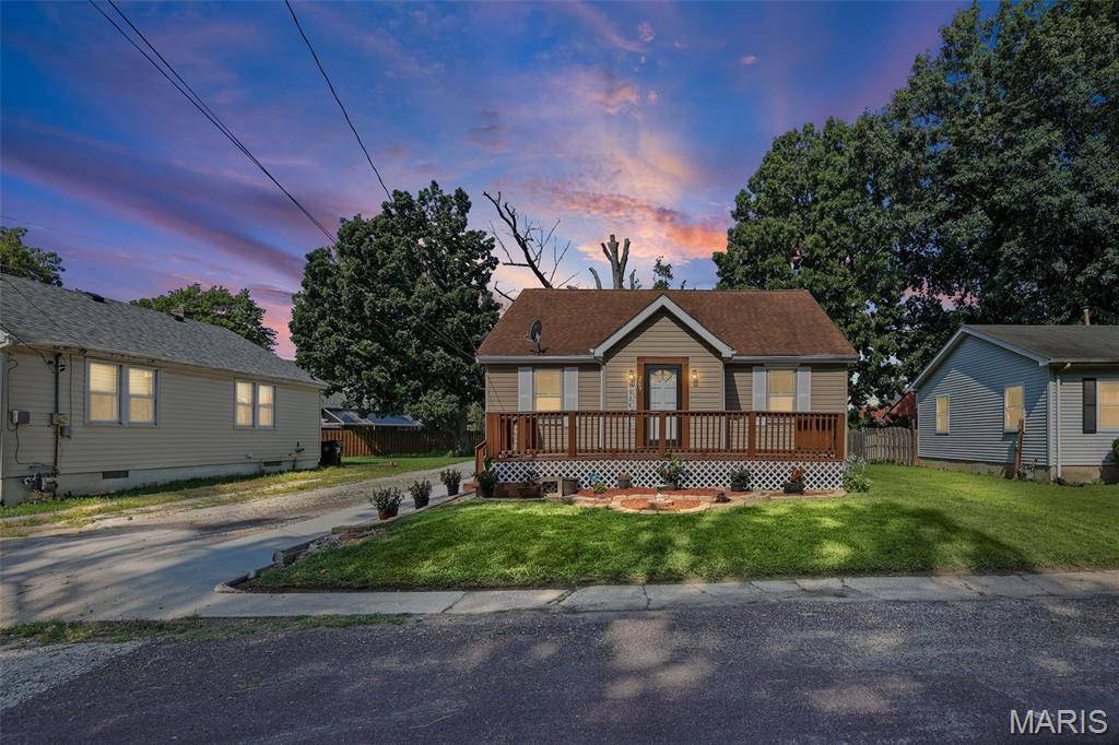 209 N 14th ST, Belleville, IL 62220