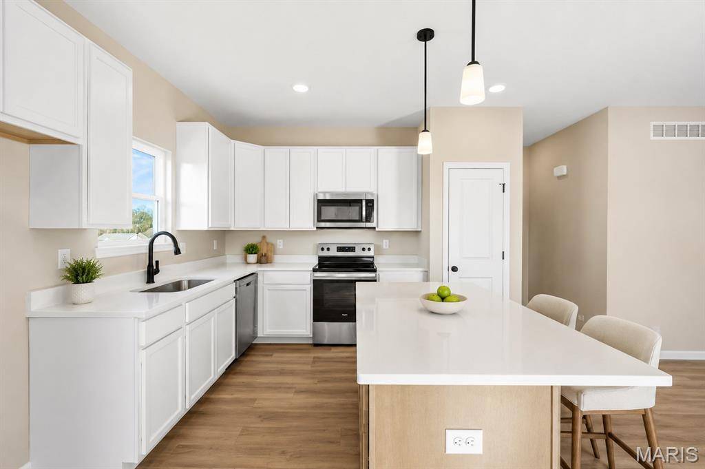 200 Timber Creek RD #200 STB, Washington, MO 63090