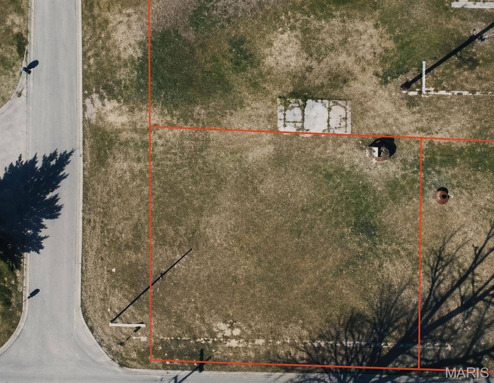 300 E Ozark ST, Malden, MO 63863