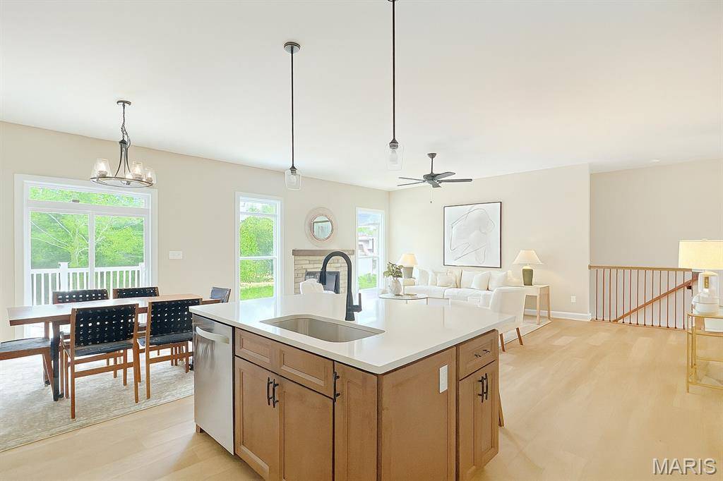 134 Fiddler's Close RD #134 STB, Washington, MO 63090
