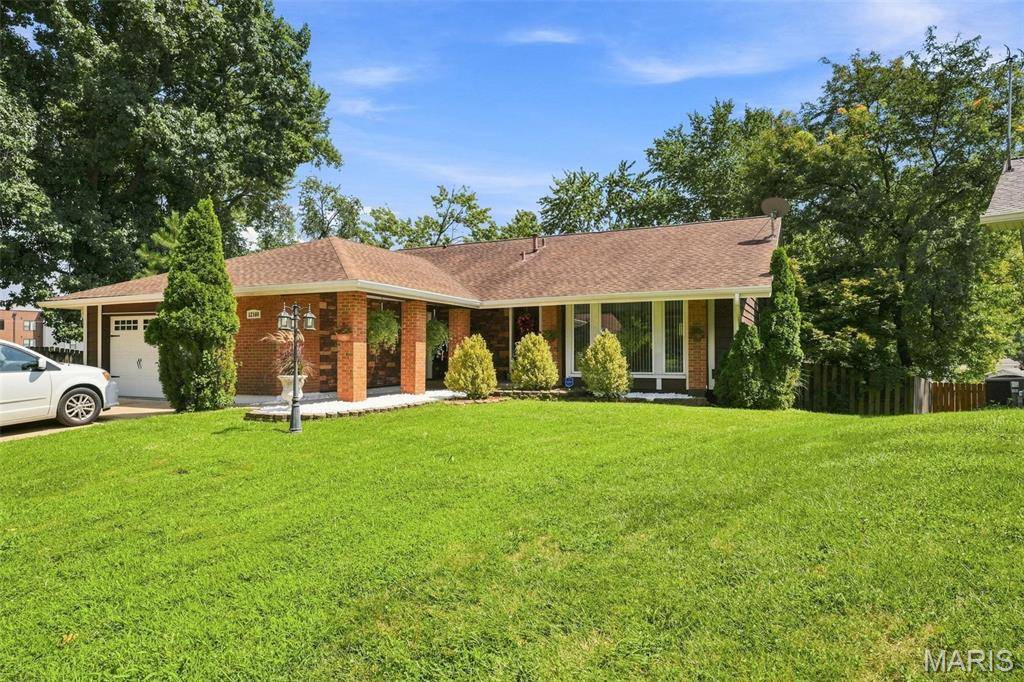 12160 Oakwilde CT CT, Maryland Heights, MO 63043