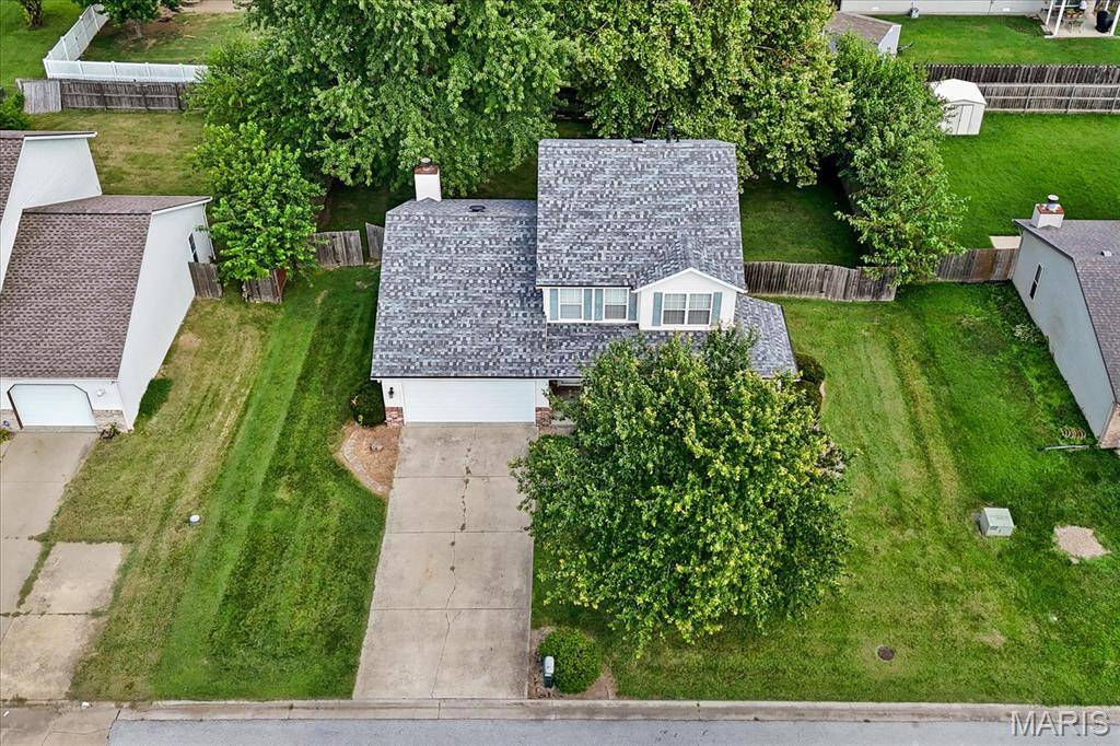 804 Country Meadow LN, Shiloh, IL 62221