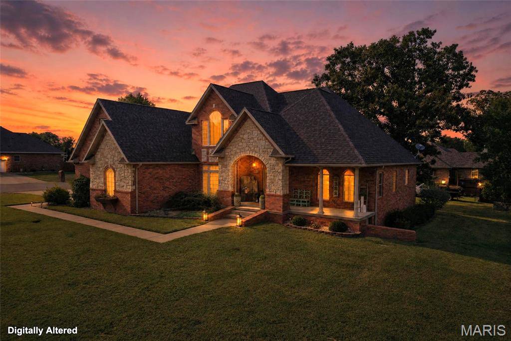 2528 Copperwood DR, Lebanon, MO 65536