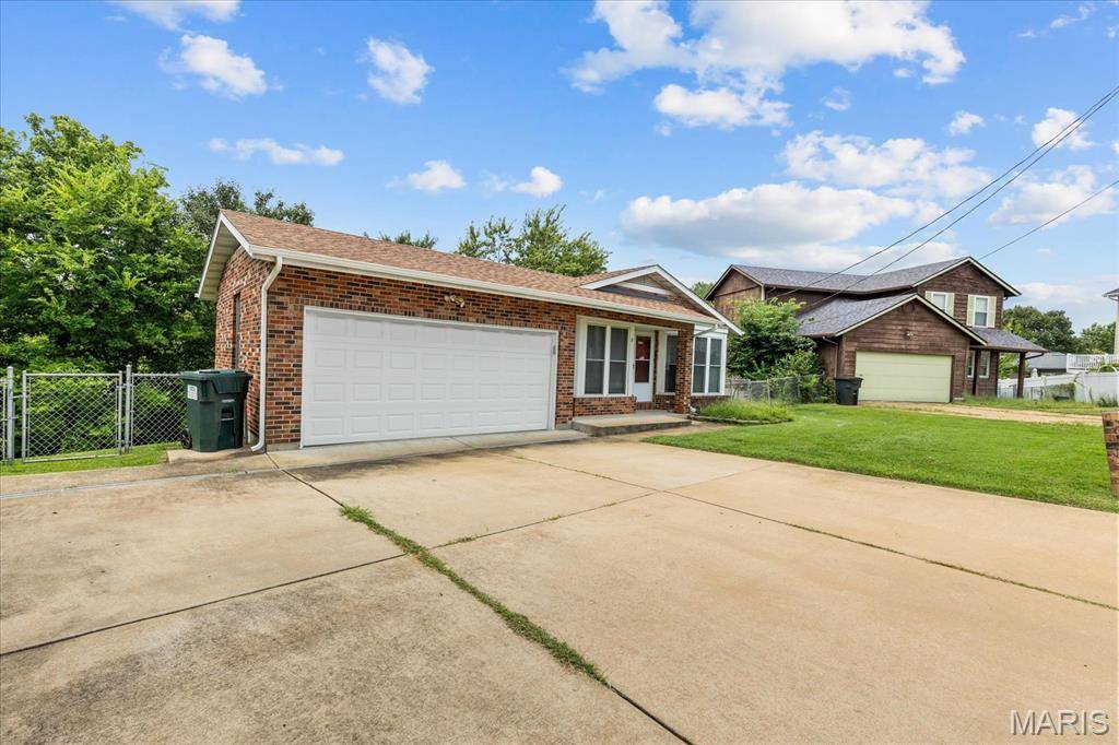 9 Matthew CT, Arnold, MO 63010