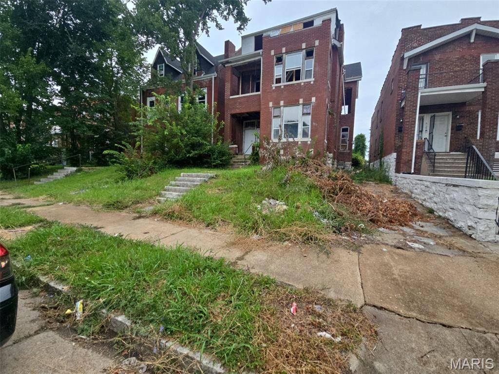 4125 Enright AVE, St Louis, MO 63108