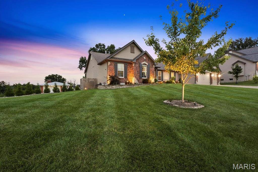 71 Grace Rose CT, Eureka, MO 63025
