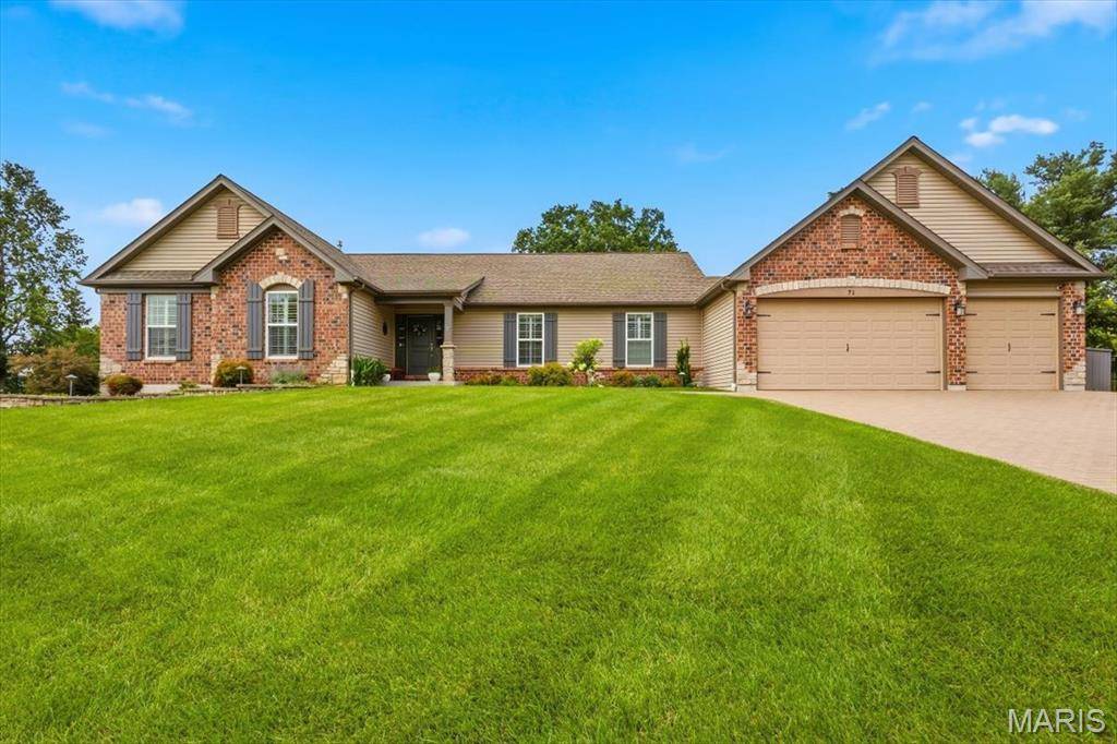 71 Grace Rose CT, Eureka, MO 63025