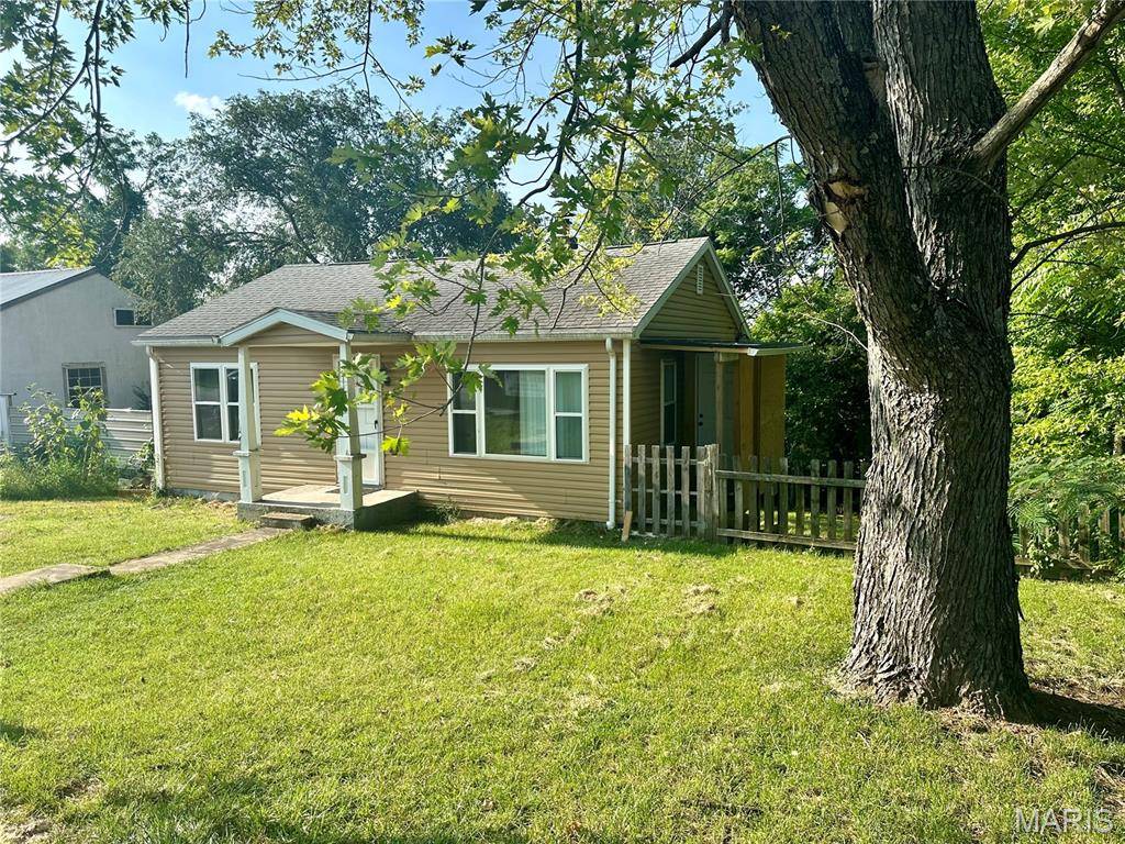 1116 N Missouri ST, Potosi, MO 63664