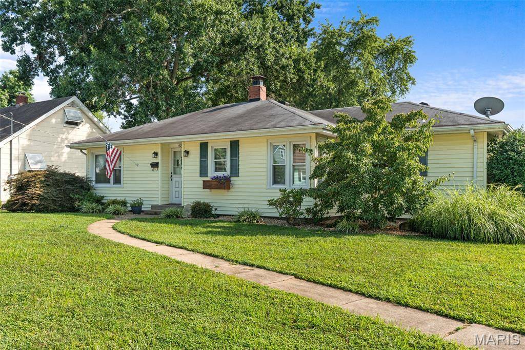 1420 E 8th, Washington, MO 63090